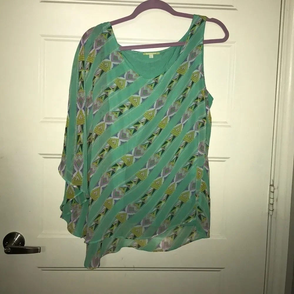 Mint green tribal printed asymmetrical top - Picture 1 of 2